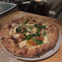 アダッキオ - 春野菜のアマトリチャーナピザ