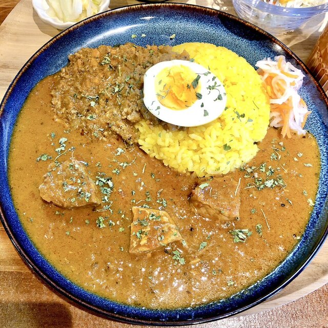 スパイスカレーとちょい呑み よりんとこ - 野崎/カレー | 食べログ