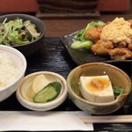 宮崎地鶏炭火焼 車 - 