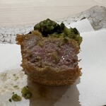 鮨 なんば - マグロの変わり揚げ(断面)