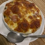 よってけ酒場 - 山芋とチョリソーのグラタン