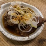 よってけ酒場 - 牛すじの煮込み