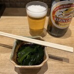キッチンぶるどっく - 瓶ビールとお通しサービス
