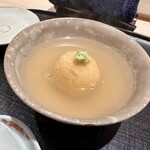 礒田 - 百合根饅頭のお椀