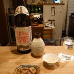 氵 - 料理写真:日置桜　生酛純米　玉栄  ¥1,100