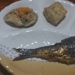 津軽 - (追加写真)卵焼きのフライ、なんか煮物、何かの魚(笑)