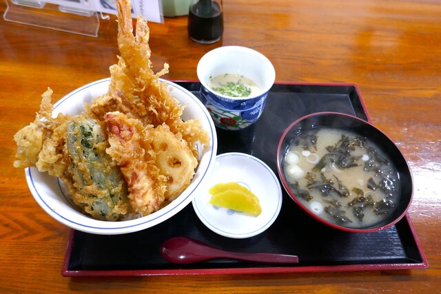 柏屋 - 大釜（居酒屋）の写真