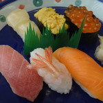 和食レストランとんでん 東寺山店