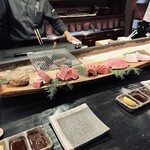 肉匠なか田 - お肉盛の全体