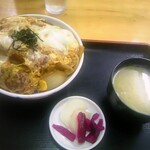 みさき庵 - 黒豚カツ丼
