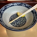 梅田 釜たけうどん - 
