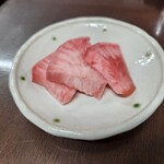 いずみ食堂 - 赤カブの酢漬
