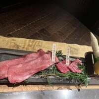和牛懐石 但馬屋 梅田 - 