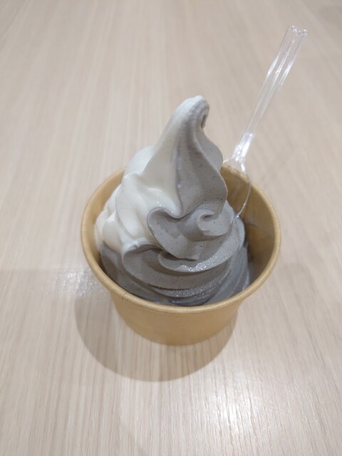 FRESH BERRY Ionmo-Ru Sapporo Hassamuten