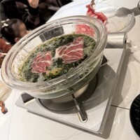 創作料理と宝石鍋しゃぶしゃぶ 宝泉 - 