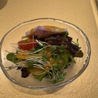 銀座かしわ - 季節野菜のサラダ