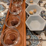 fin.stand - ナッツ食べ比べ