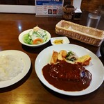 カフェテリア アメニティ - ハンバーグ定食