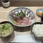 ごはんや 飯すけ - 
