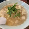 らーめん神 - もつラーメン900円