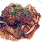 ラトラス - ランド産フォアグラのソテー　フランス産キノコのフリカッセ　モリーユソース