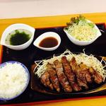 ふくみや - この日のお肉はブラックアンガス。セットで1200円。お肉は200ｇくらい？