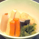 優雅亭 盛山 - 煮物