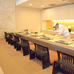 優雅亭 盛山 - カウンター席