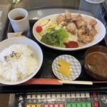 波麗路 - 鳥カラアゲ定食　¥1,000