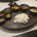 OLD NEPAL TOKYO - ダルバート