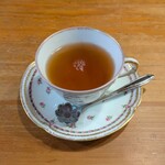 カフェ・グラン・ジュテ - ローズティー ... 香りが高く気持ちが落ち着く美味しさかと