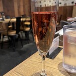 MEAT&WINE WINEHALL GLAMOUR - 