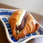 亀ノコ堂 - 料理写真:あんバターのクロワッサン
