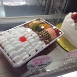 ロールアンドシュー - 毎日日替わりで変わるSWEET弁当は、４００円とお得です。