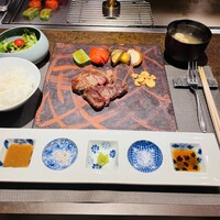 大阪鉄板焼き 神戸牛 TATARA - 