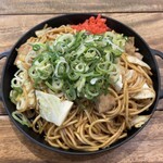 粉もん屋 八 - 料理写真:スタミナ焼きそば(にんにく醤油) 麺大盛/1,100円♪
