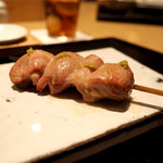 おみ乃 椿 - 伊達鶏 あか（内もも）