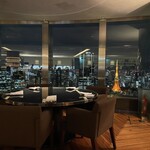 フィフティワン オールデーダイニングアンドバー - 