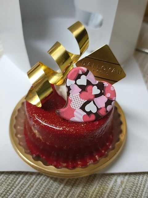  ユウラン・タロケーキ 新品・タグ付き ダロワイヨ ルミネ北千住店 - 北千住/マカロン | 食べログ