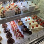 パティシエ・エイジ・ニッタ - 