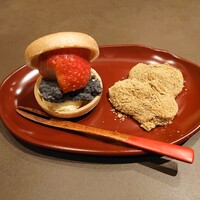 飯倉 からき - 出来たて本蕨餅 