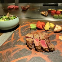 大阪鉄板焼き 神戸牛 TATARA - 