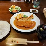 カフェテリア アメニティ - ポークピカタ定食