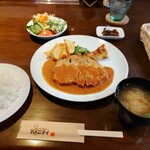 カフェテリア アメニティ - ポークピカタ定食