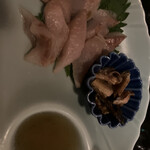 バー バリスタ - ほっけのお刺身　ホッケ皮の揚げ