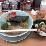 ラーメン山岡家 - 