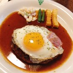 シャルドネ - ハンバーグ&ベーコンエッグ（1100円）