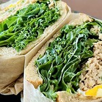 サンドイッチ クラブ - 鶏そぼろ&チーズ