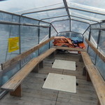 船上（幌付きで雨降りでも安心）