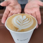 B-yond - バニラ・ラテ  550円